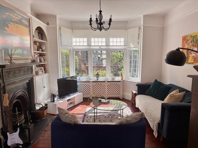 House for rent in Southfields, Greater London