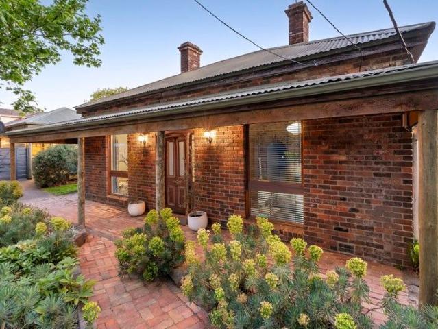 House for sale in Surrey Hills, Victoria