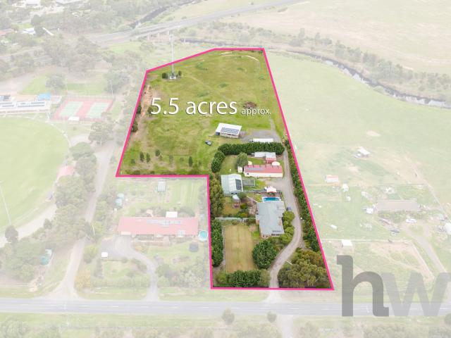 House for sale in Little River