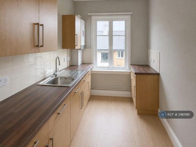 Apartment for rent in West Hackney, Greater London