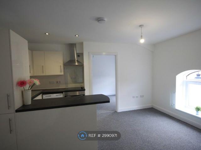 Apartment for rent in Chadsmoor, Staffordshire