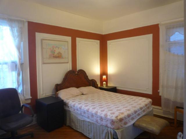 Room for rent in Arverne, New York