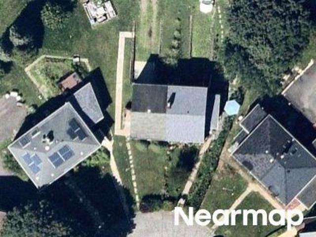 House for sale in Shields, Leetsdale
