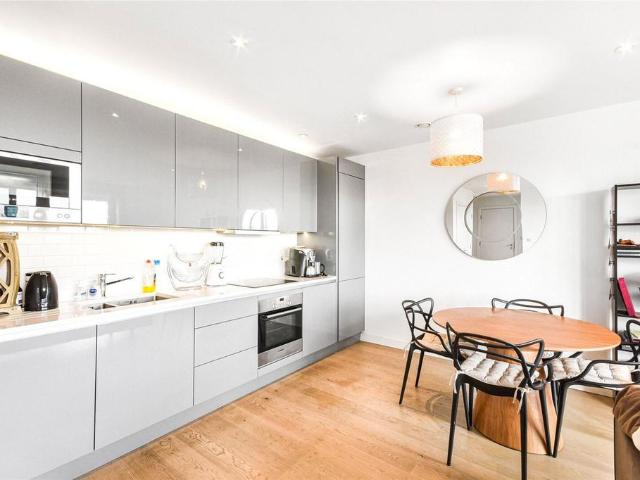 House for rent in Walworth, Greater London