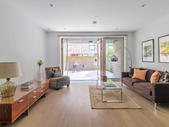 Apartment for rent in London Borough of Southwark, Greater London