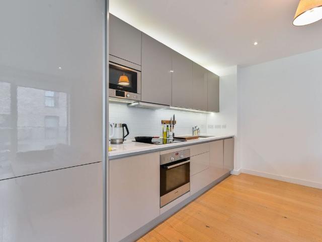 Apartment for rent in Walworth, Greater London