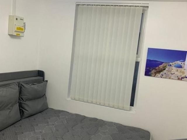 Studio for rent in Lee Bank, Greater Manchester