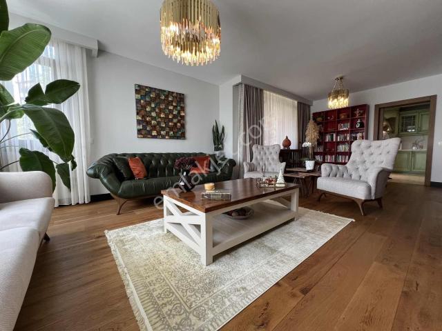 Üsküdar, İstanbul içerisinde satılık mülk