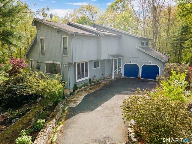 House for sale in Naugatuck, Connecticut