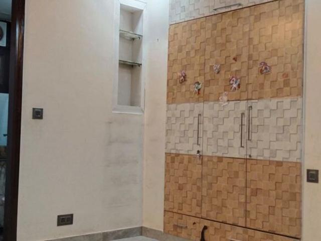 Flat for rent in Deri