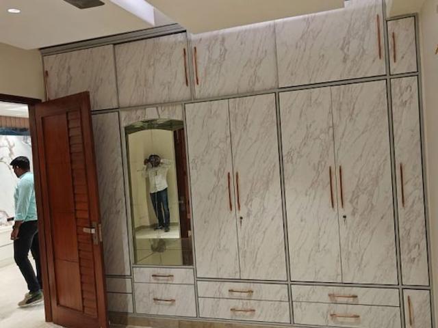 Flat for rent in Deri