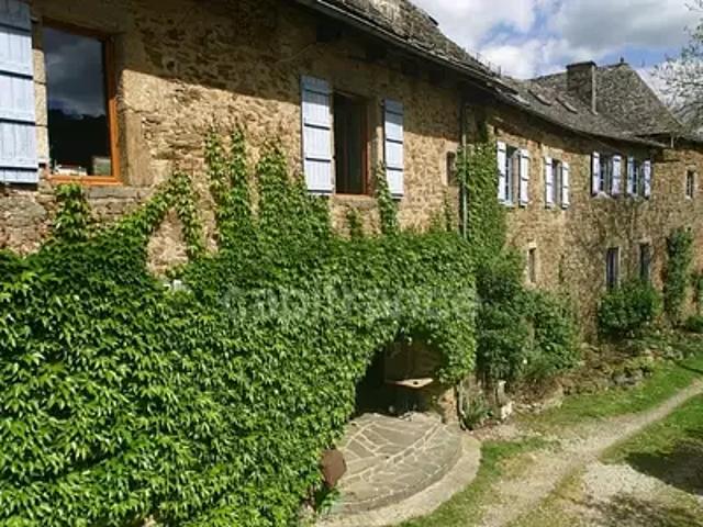 Maison vente à Aurillac, Vieillevie