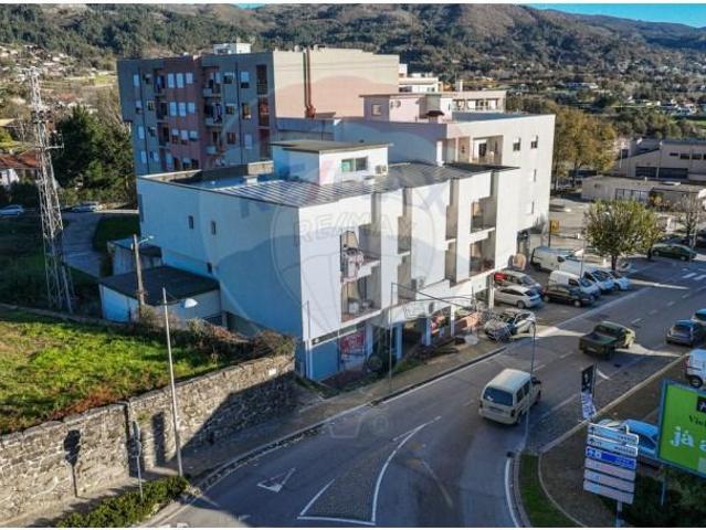 Loja alugar em Parada Do Bouro, Braga