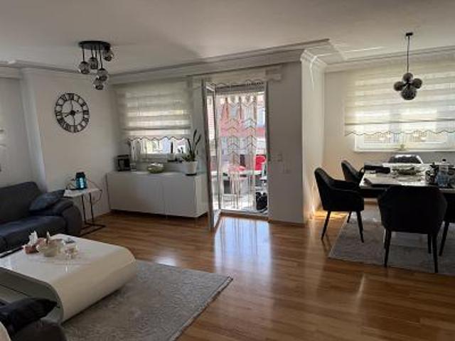 Wohnung kaufen in Zuffenhausen, Stuttgart