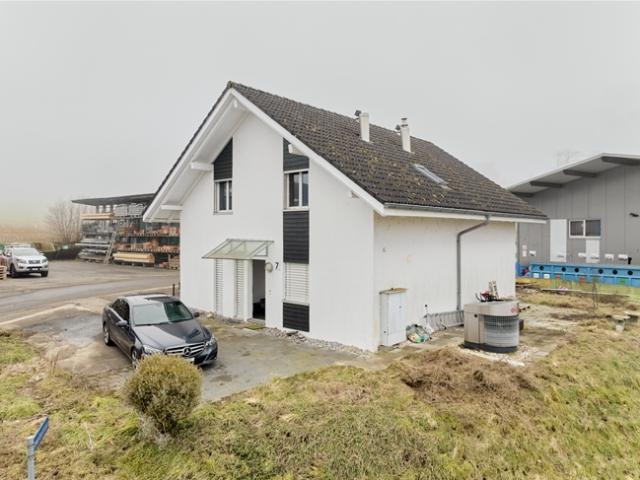 Einfamilienhaus kaufen in Gümmenen, Bern
