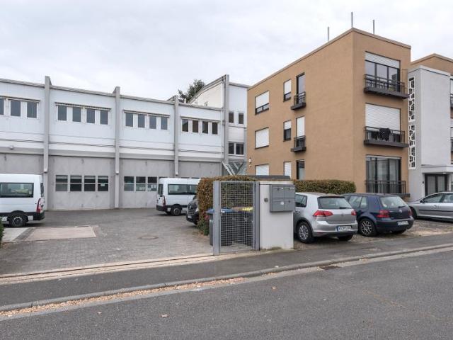 Büro kaufen in Hochheim, Hessen