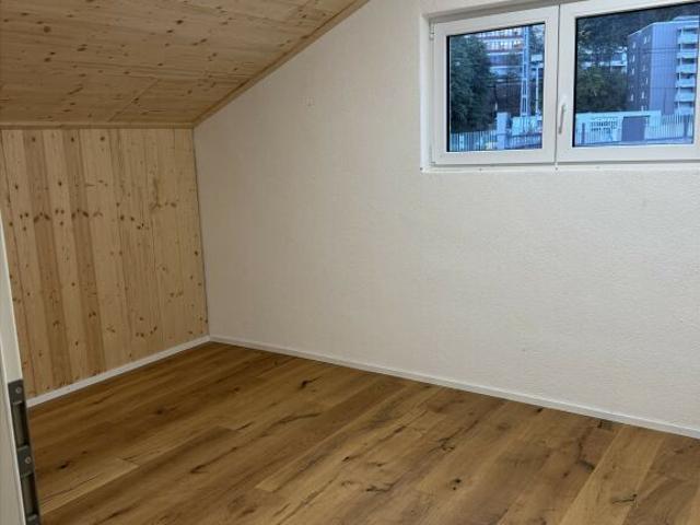 Atelier mieten in Lü