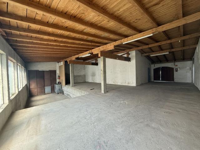 Gewerbe mieten in Oberperfuss, Tirol