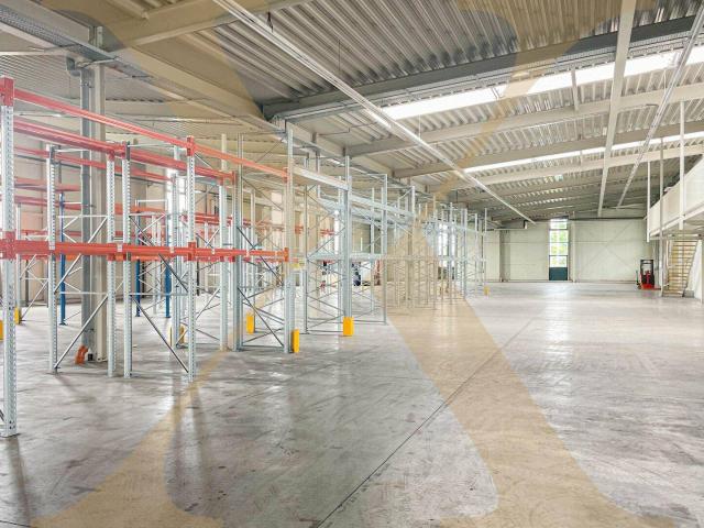 Gewerbe mieten in Hörsching, Oberösterreich