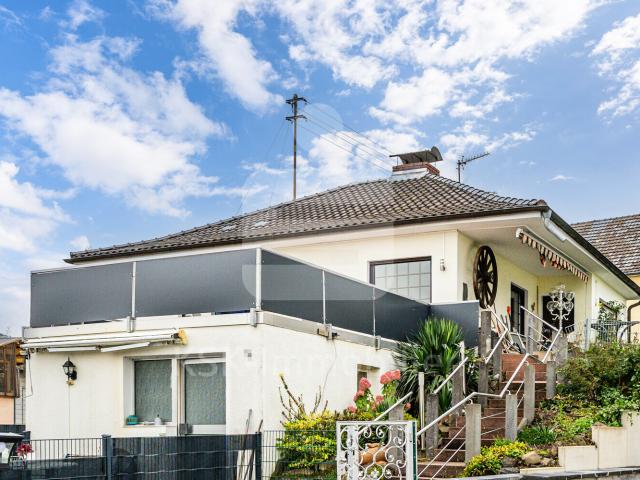 Villa kaufen in Oberdollendorf, Königswinter