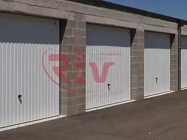 Garage location à Saint-Andre, Vienne