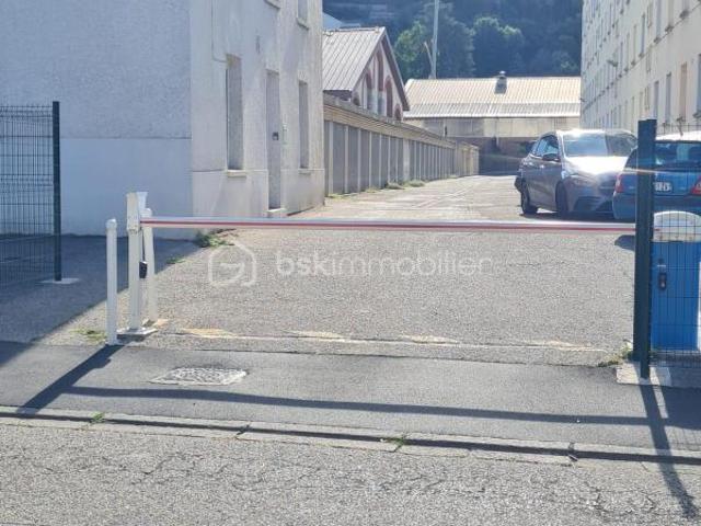 Garage vente à Vienne, Isère