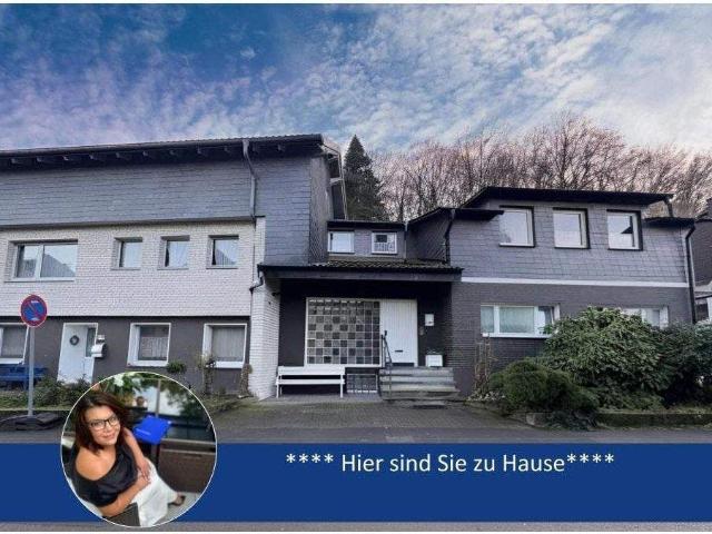 Haus kaufen in Warth, Hennef