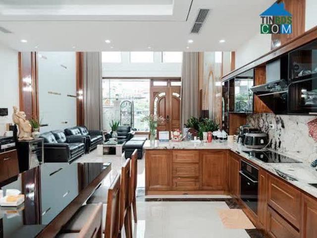 Nhà mặt phố bán tại Hoàn Kiếm, Hà Nội