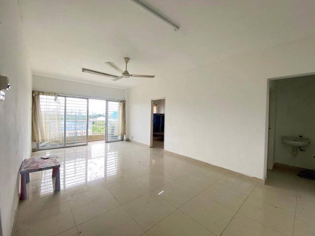 Apartment for sale in Country Heights Damansara, Kuala Lumpur