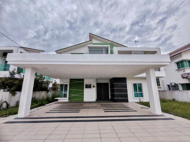 Bungalow for sale in Perak