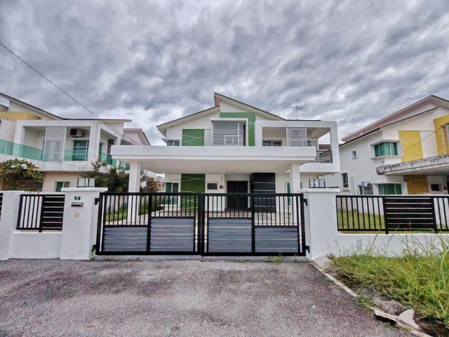 Bungalow for sale in Perak