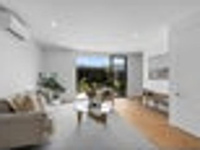 Townhouse for sale in Saint Albans, Canterbury