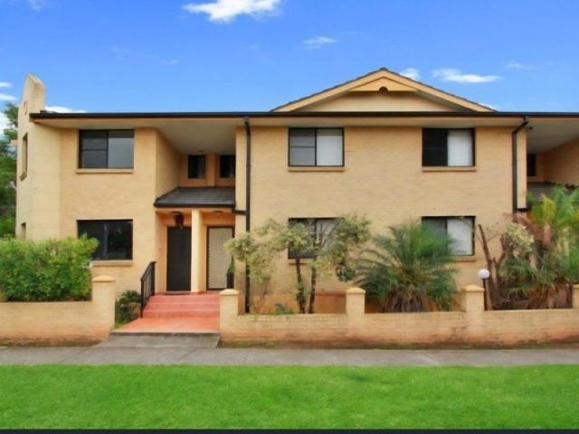 Townhouse for rent in Guildford, Sydney