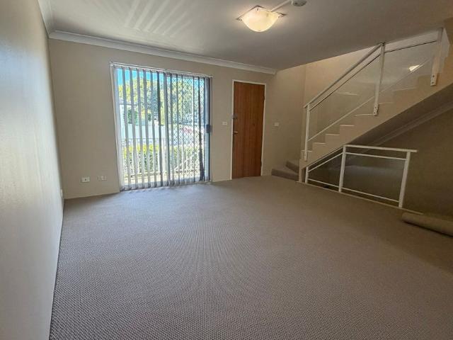 Townhouse for rent in Sydney, New South Wales