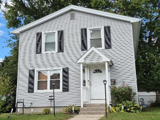 House for sale in Elmwood, Holyoke