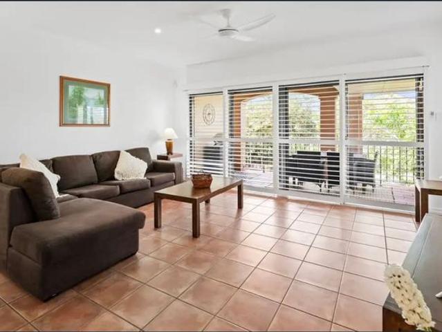 Apartment for rent in Hope Island, Gold Coast City