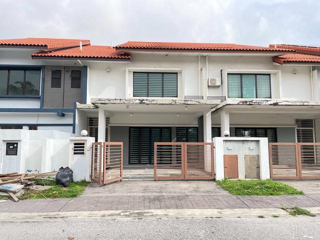 Terraced House for sale in Alam Impian, Selangor