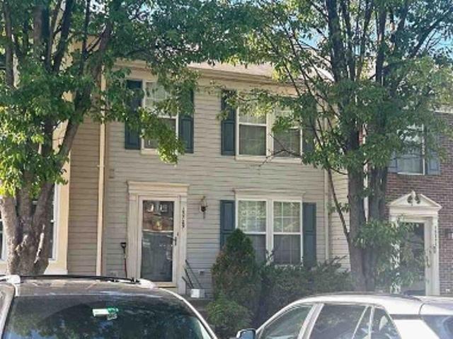Townhouse for sale in Virginia