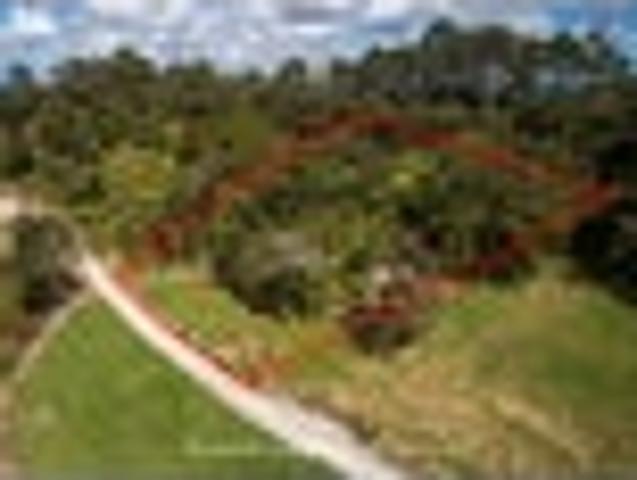 Land for sale in Pāremoremo, Upper Harbour
