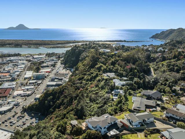 Property for sale in Bay Of Plenty