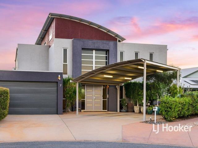 House for sale in Desert Springs, Northern Territory