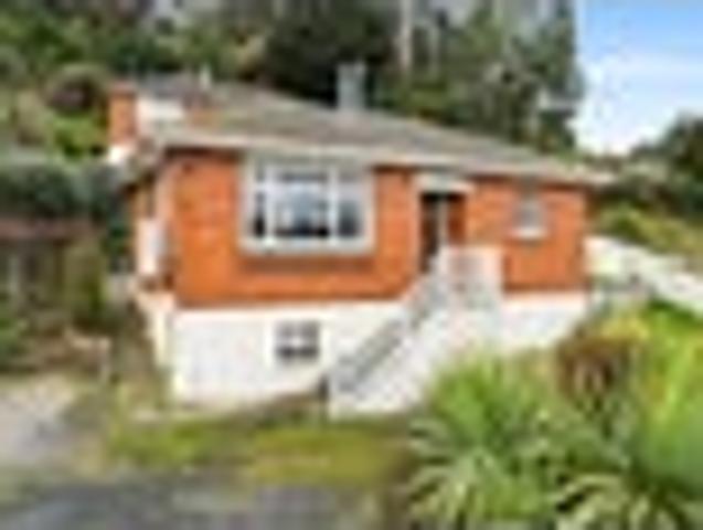 House for sale in Otakou