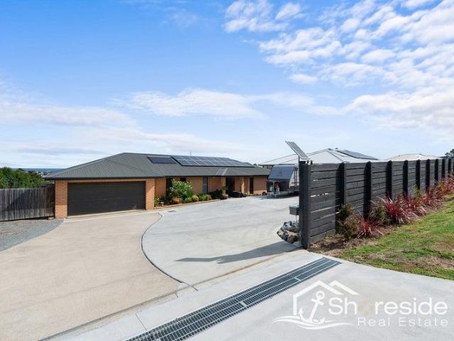 House for sale in Lakes Entrance, Victoria