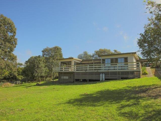 House for sale in Lakes Entrance, Victoria