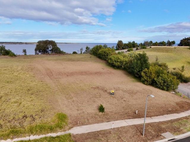 Land for sale in Victoria