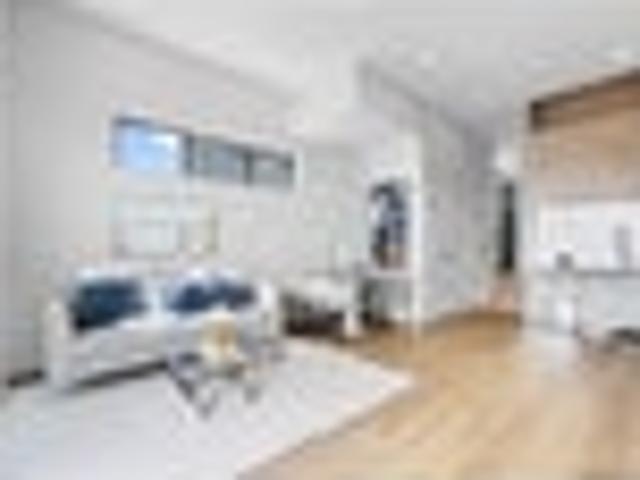 Townhouse for sale in Whangaparaoa