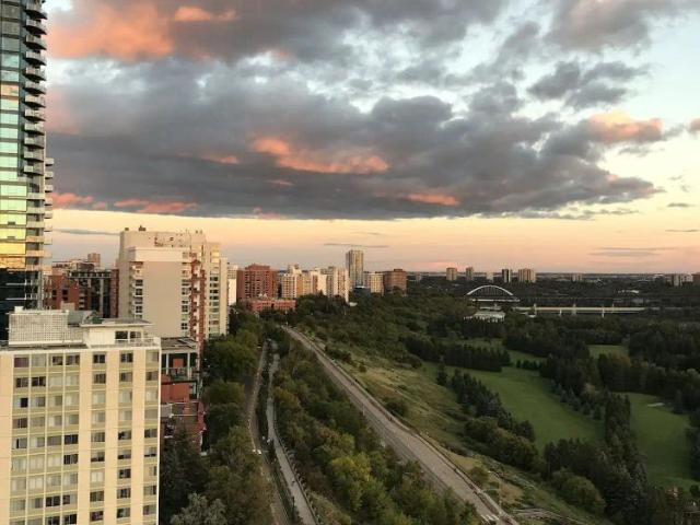 Apartment for rent in Wîhkwêntôwin, Edmonton