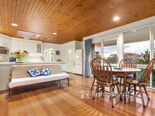 House for sale in Macclesfield, Melbourne