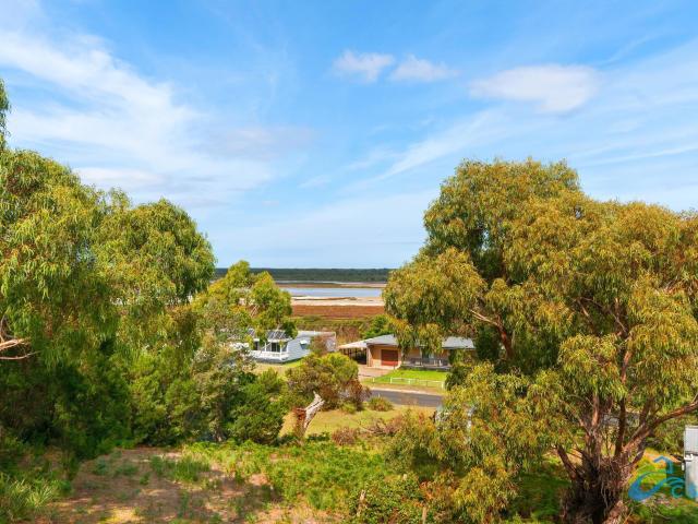 House for sale in Loch Sport, Victoria