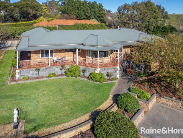 House for sale in Gisborne, Victoria